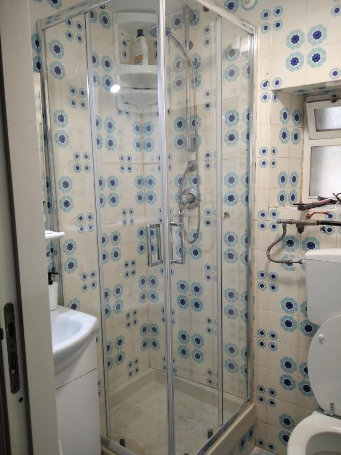 Jamila Apartment Napels Buitenkant foto